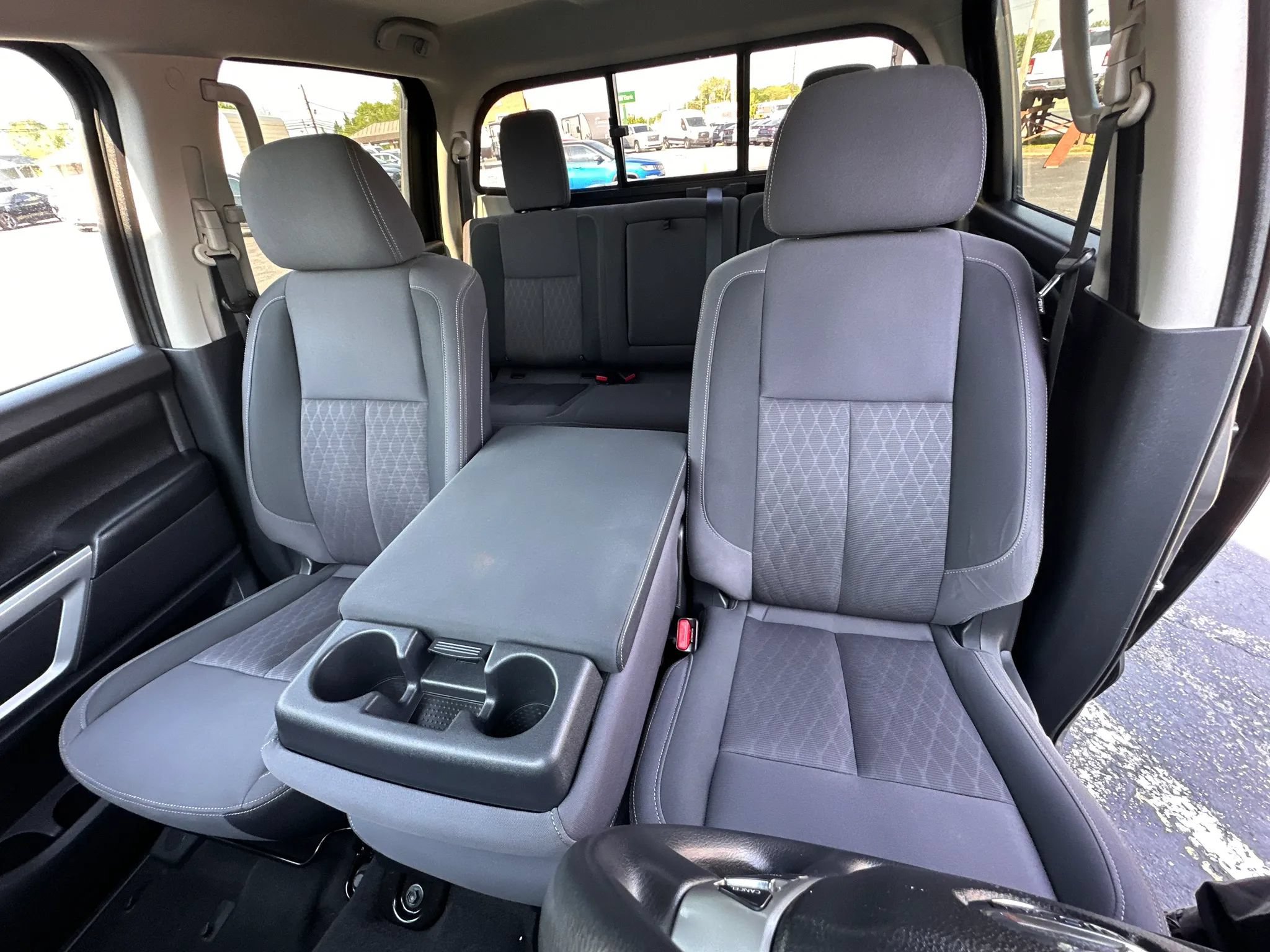 Used 2021 Nissan Titan SV w/ Accessory Utility Package RWD image 11