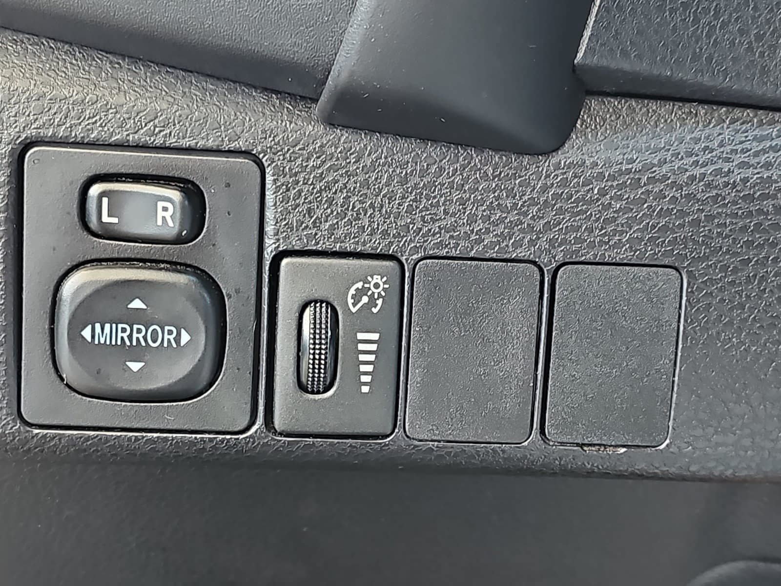 Used 2019 Toyota Corolla SE FWD image 23