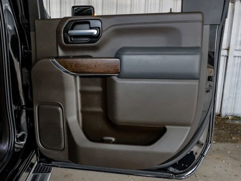 Used 2022 GMC Sierra 2500 Denali AWD/4WD image 47