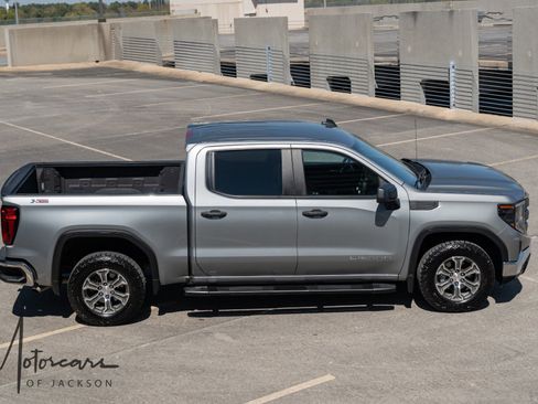 Used 2025 GMC Sierra 1500 Pro w/ Pro Value Package image 35