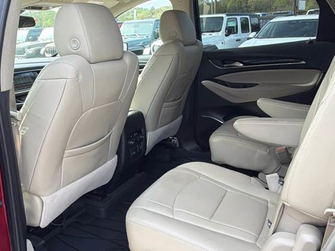 Used 2019 Buick Enclave Premium AWD/4WD image 13