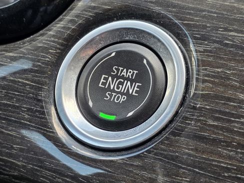 Used 2020 Cadillac XT6 Premium Luxury FWD image 43