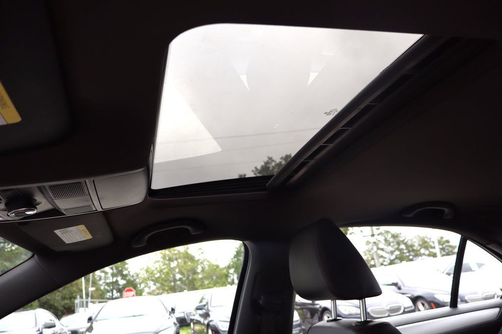 Used 2013 Volkswagen Jetta GLI Autobahn FWD image 23