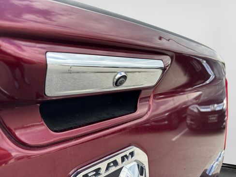 Used 2019 RAM 1500 Big Horn AWD/4WD image 38