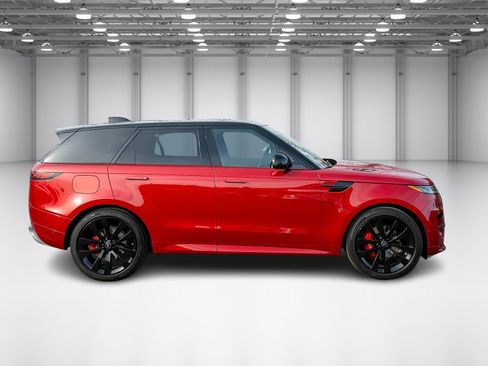 New 2025 Land Rover Range Rover Sport Dynamic SE image 6
