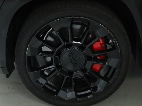 Used 2025 BMW XM Label Red AWD/4WD image 39