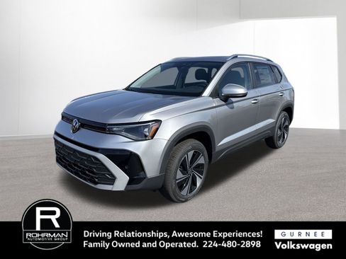 New 2026 Volkswagen Taos SE AWD/4WD image 4
