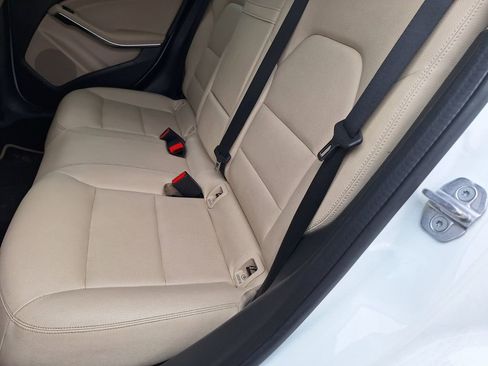 Used 2019 Mercedes-Benz GLA 250 image 21