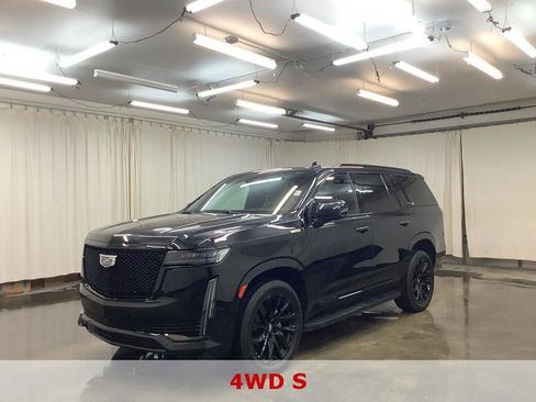 Used 2023 Cadillac Escalade Sport w/ LPO, ONYX Package AWD/4WD image 1