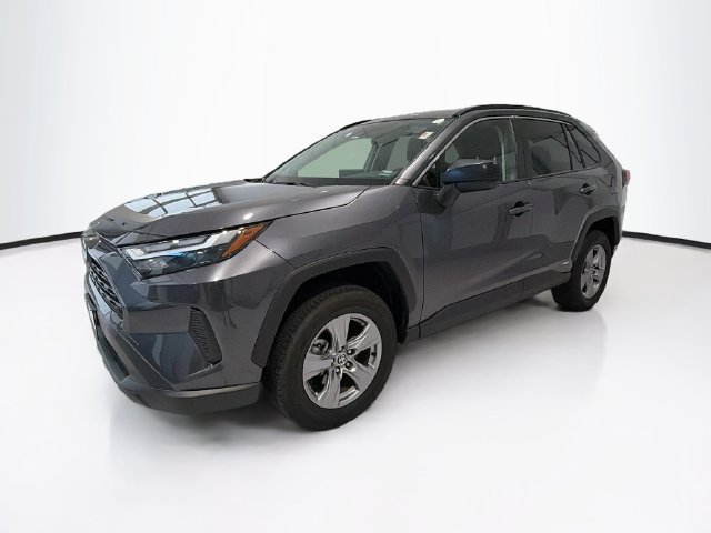 Certified 2025 Toyota RAV4 LE AWD/4WD image 3