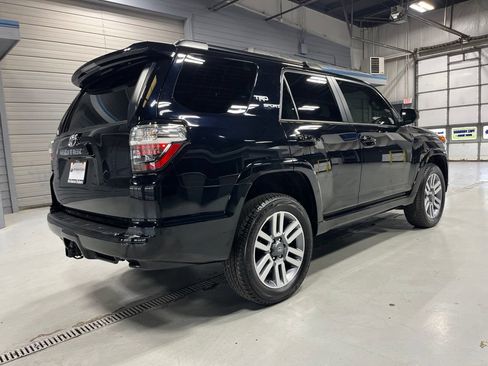 Used 2024 Toyota 4Runner TRD Sport AWD/4WD image 7