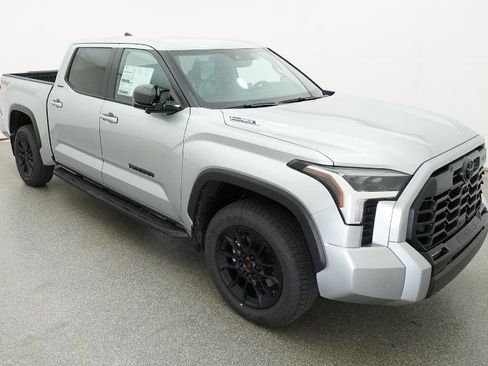New 2026 Toyota Tundra Limited AWD/4WD image 16