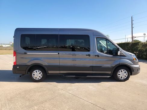 Used 2024 Ford Transit 350 XLT image 4