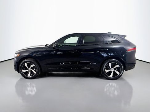 Used 2025 Jaguar F-PACE R-Dynamic S image 6