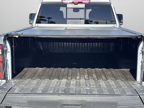 Used 2024 GMC Sierra 3500 AT4 w/ Technology Package image 8