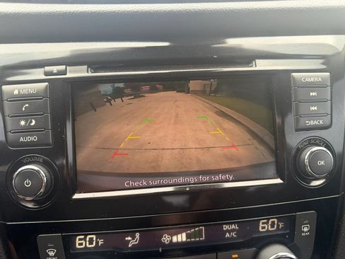 Used 2019 Nissan Rogue Sport SV FWD image 22