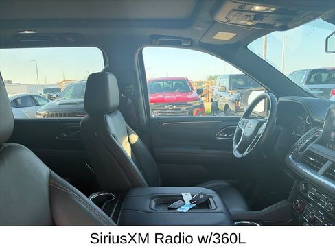 Used 2021 Chevrolet Suburban LT w/ LT Signature Plus Package AWD/4WD image 15