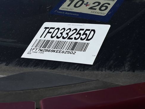 Used 2019 Ford F250 XLT w/ XLT Premium Package AWD/4WD image 13