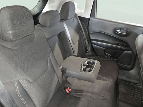 Used 2018 Jeep Compass Sport w/ Cold Weather Group AWD/4WD image 42