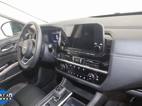 Used 2024 Nissan Pathfinder Platinum w/ Cargo Package image 42