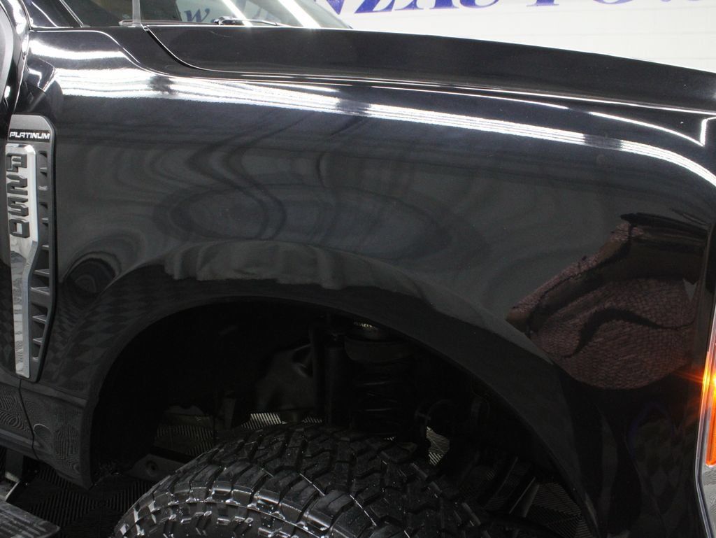 Used 2023 Ford F250 Platinum AWD/4WD image 46