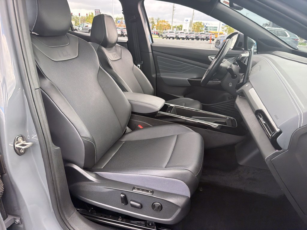 Certified 2023 Volkswagen ID.4 Pro S AWD/4WD image 27