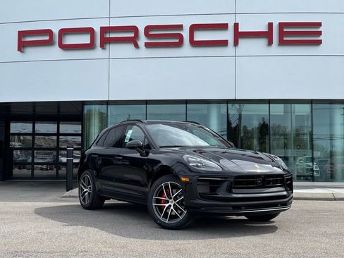 New 2026 Porsche Macan S AWD/4WD image 17