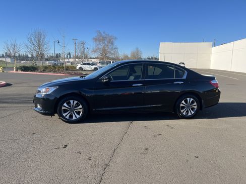 Used 2014 Honda Accord LX image 2