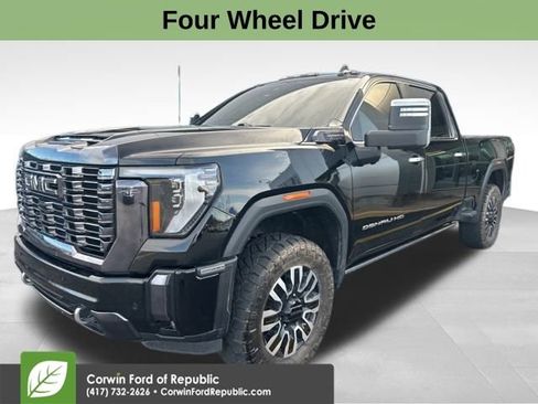 Used 2024 GMC Sierra 2500 Denali Ultimate image 3