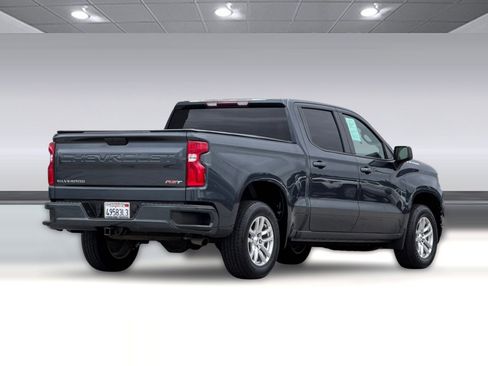Used 2021 Chevrolet Silverado 1500 RST image 3