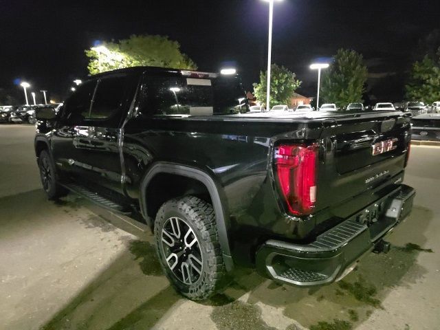 Used 2021 GMC Sierra 1500 AT4 w/ AT4 Premium Package AWD/4WD image 3