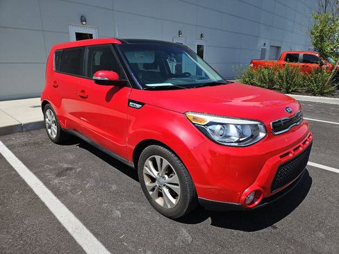 Used 2016 Kia Soul ! w/ Premium Package FWD image 9