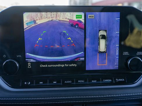 Used 2023 Nissan Rogue Platinum image 20