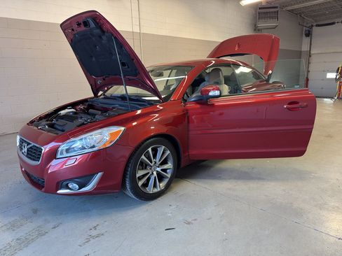 Used 2013 Volvo C70 T5 FWD image 9