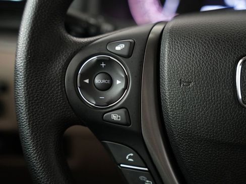 Used 2017 Honda Pilot EX image 12