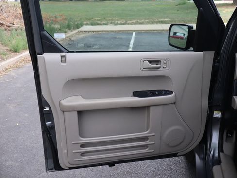 Used 2011 Honda Element EX image 24