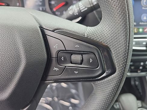 Used 2023 Chevrolet TrailBlazer LT w/ Convenience Package image 14