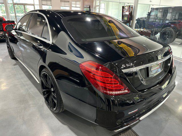 Used 2015 Mercedes-Benz S 63 AMG 4MATIC Sedan image 2