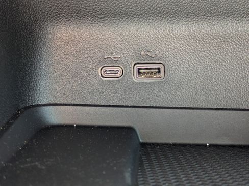 New 2026 Chevrolet Traverse High Country image 27