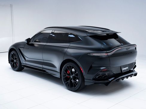 Used 2025 Aston Martin DBX 707 image 3
