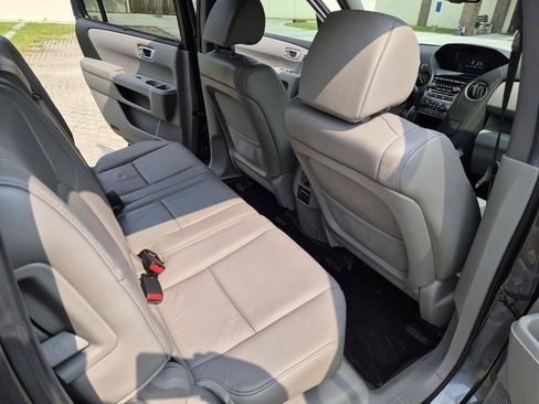 Used 2013 Honda Pilot Touring image 16