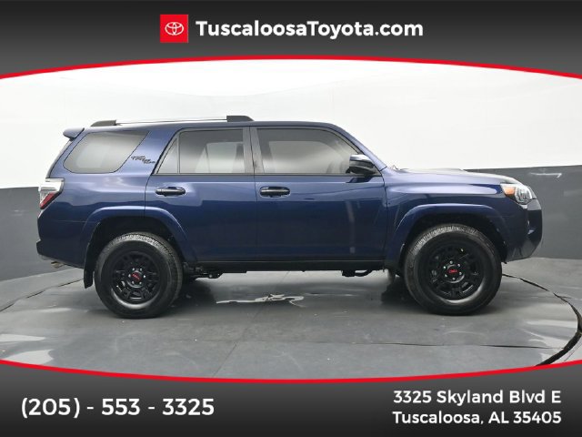 Used 2018 Toyota 4Runner TRD Off-Road AWD/4WD image 1
