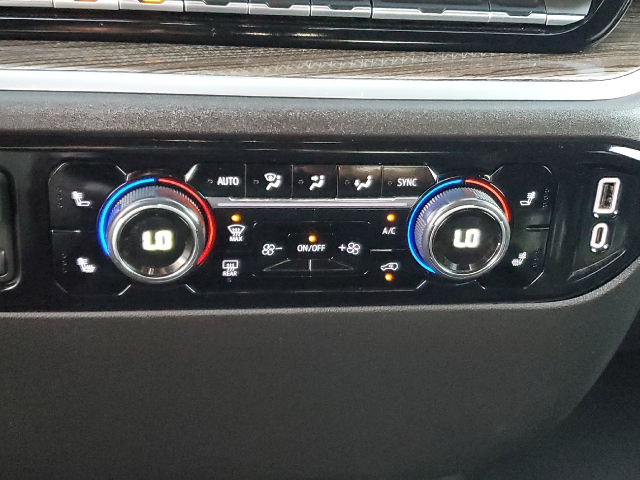 Used 2026 Chevrolet Silverado 1500 RST AWD/4WD image 25