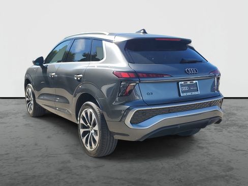 New 2026 Audi Q3 quattro 2.0T AWD/4WD image 3