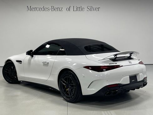 Used 2022 Mercedes-Benz SL 55 AMG 4MATIC image 4