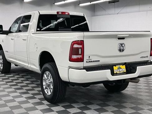 Used 2024 RAM 3500 Laramie AWD/4WD image 3