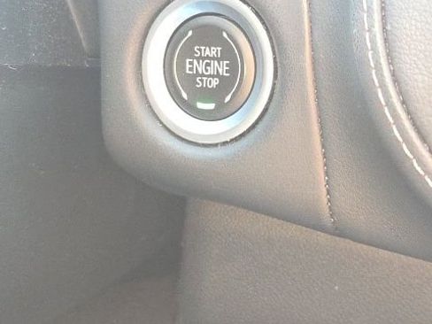 Used 2022 Chevrolet Tahoe Z71 w/ Z71 Off-Road Package image 47