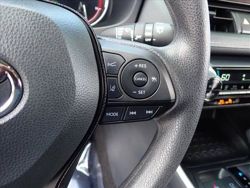 Certified 2025 Toyota RAV4 XLE AWD/4WD image 15