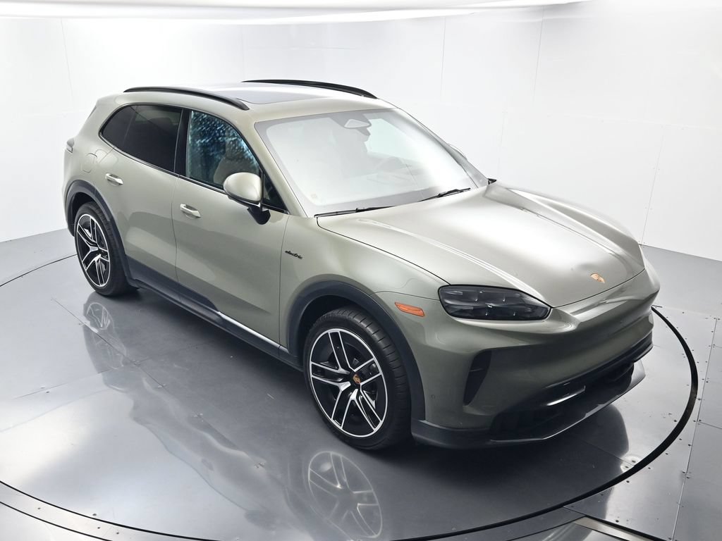 Certified 2026 Porsche Cayenne Electric AWD/4WD image 43