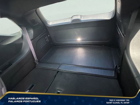 Used 2024 Chevrolet Traverse RS AWD/4WD image 23